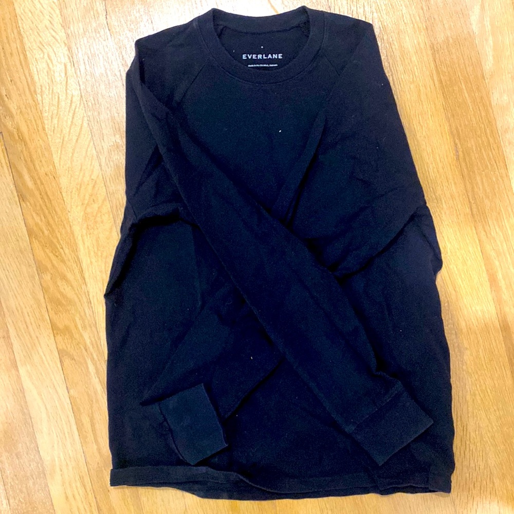Everlane crewneck t-shirt